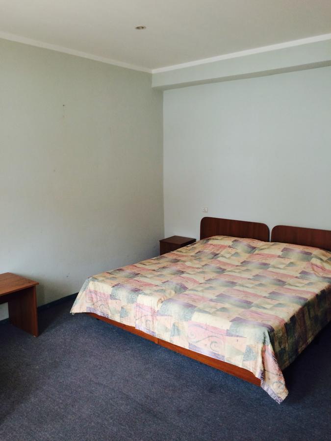 Samshit 555 Hotell Ochamchira Eksteriør bilde